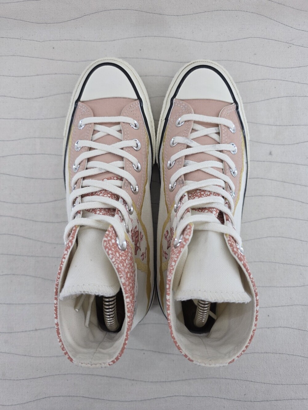 Converse Womems Chuck Taylors 70 Egret Golden Florals Shoes 572423C Size 7.5 - Picture 8 of 14